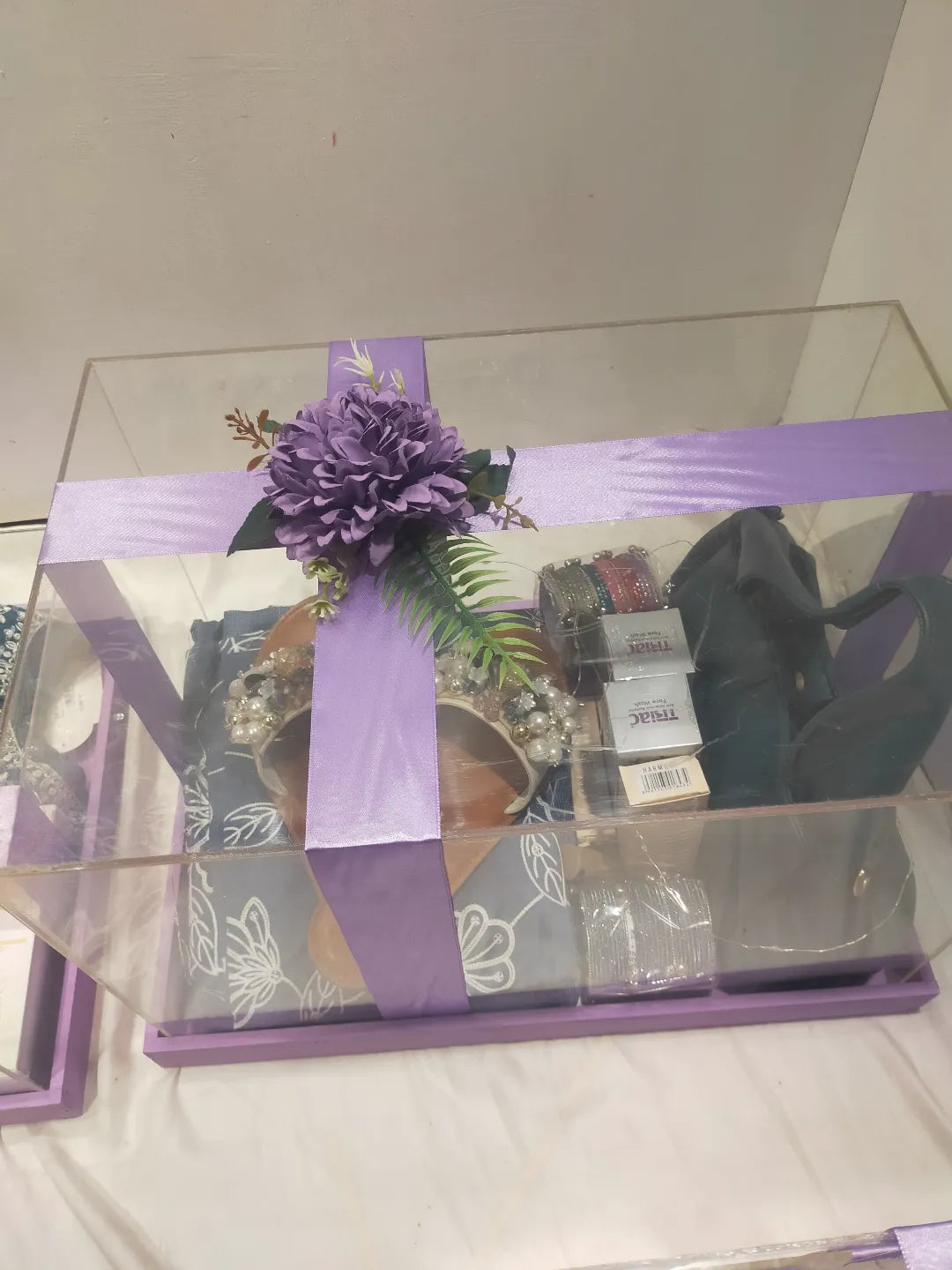 Customized Acrylic Gift Box Set for Wedding