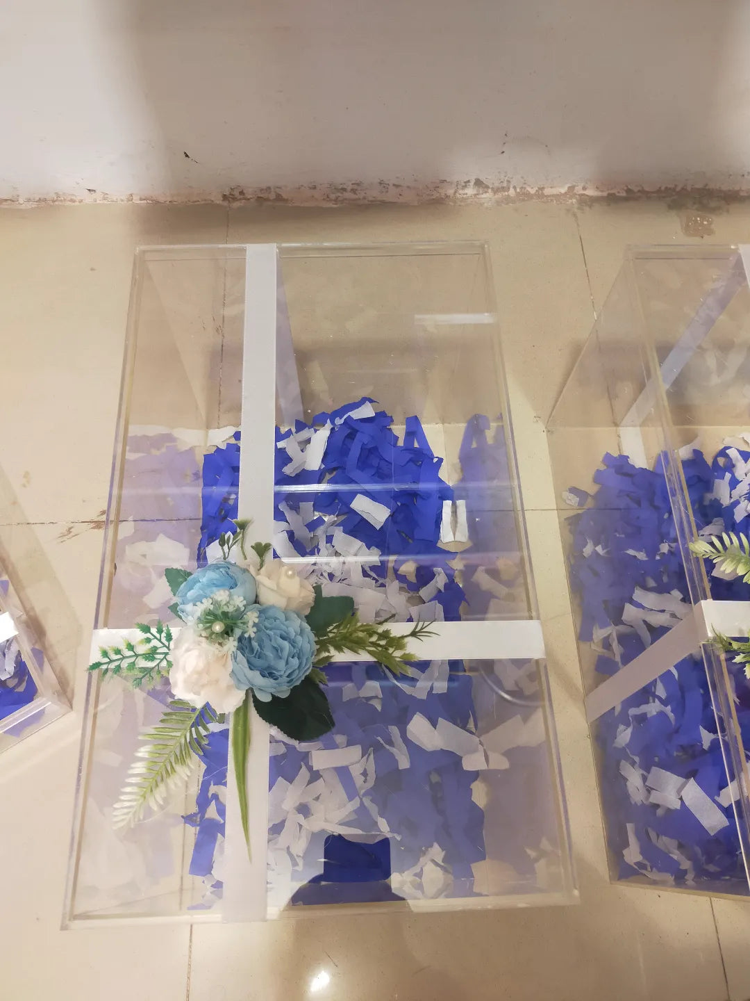 Customized Floral Acrylic Gift Box