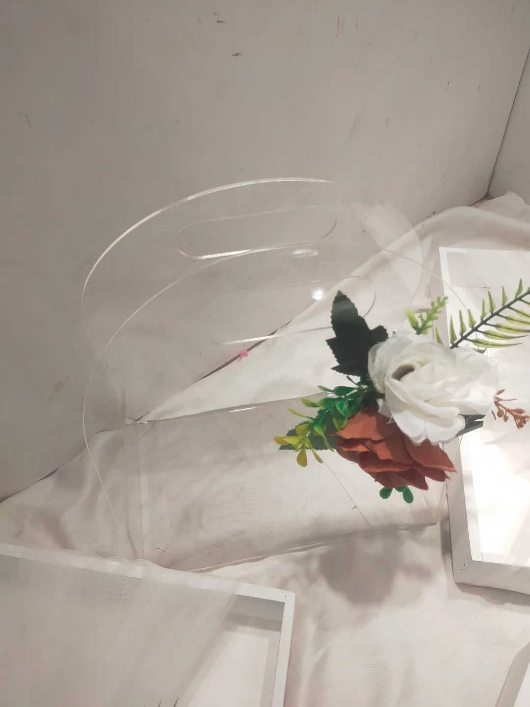 Customized Wedding Gift Tray Set with Display Stand