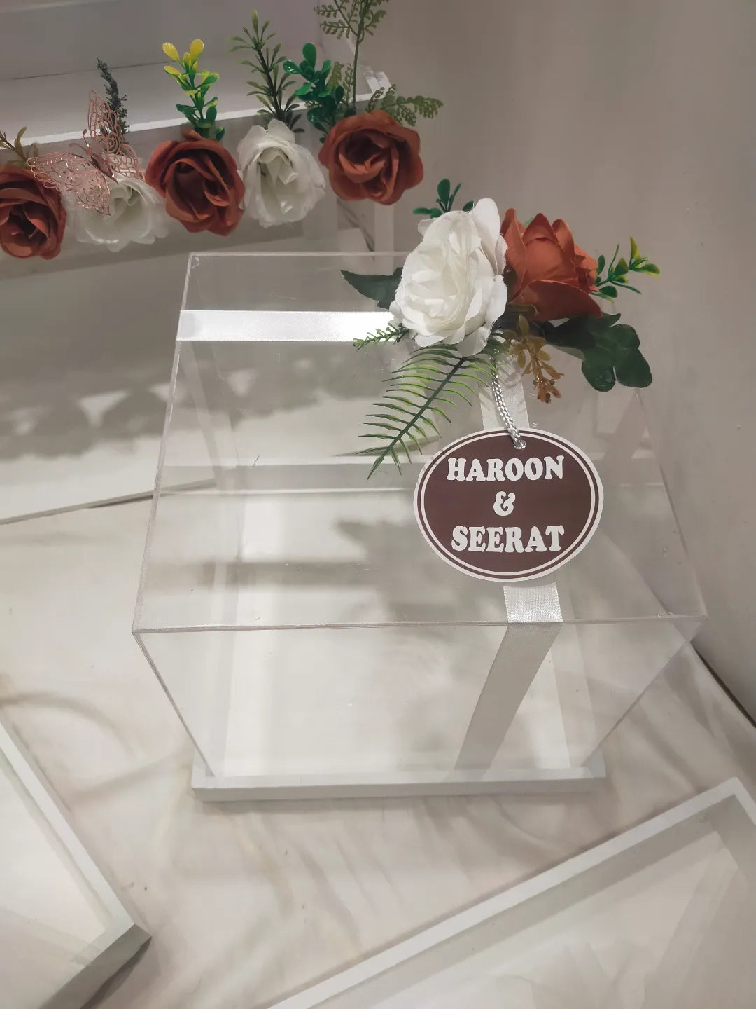 Customized Wedding Gift Tray Set with Display Stand
