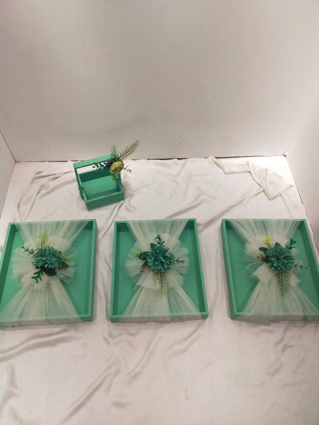 Wedding Gift Tray Set in Pakistan for Nikkah, Mehndi and Barat